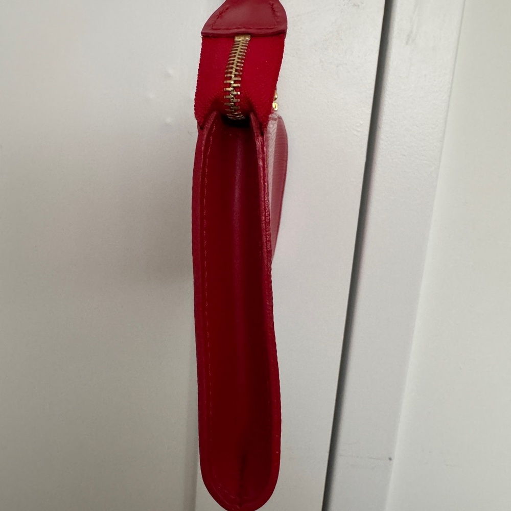 Louis Vuitton Epi Leather Pouchette - Picture 5 of 6